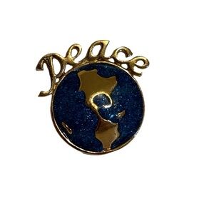 Vintage Avon 1992 Enameled World Peace Earth Globe Brooch Pin Tac Gold Tone Blue